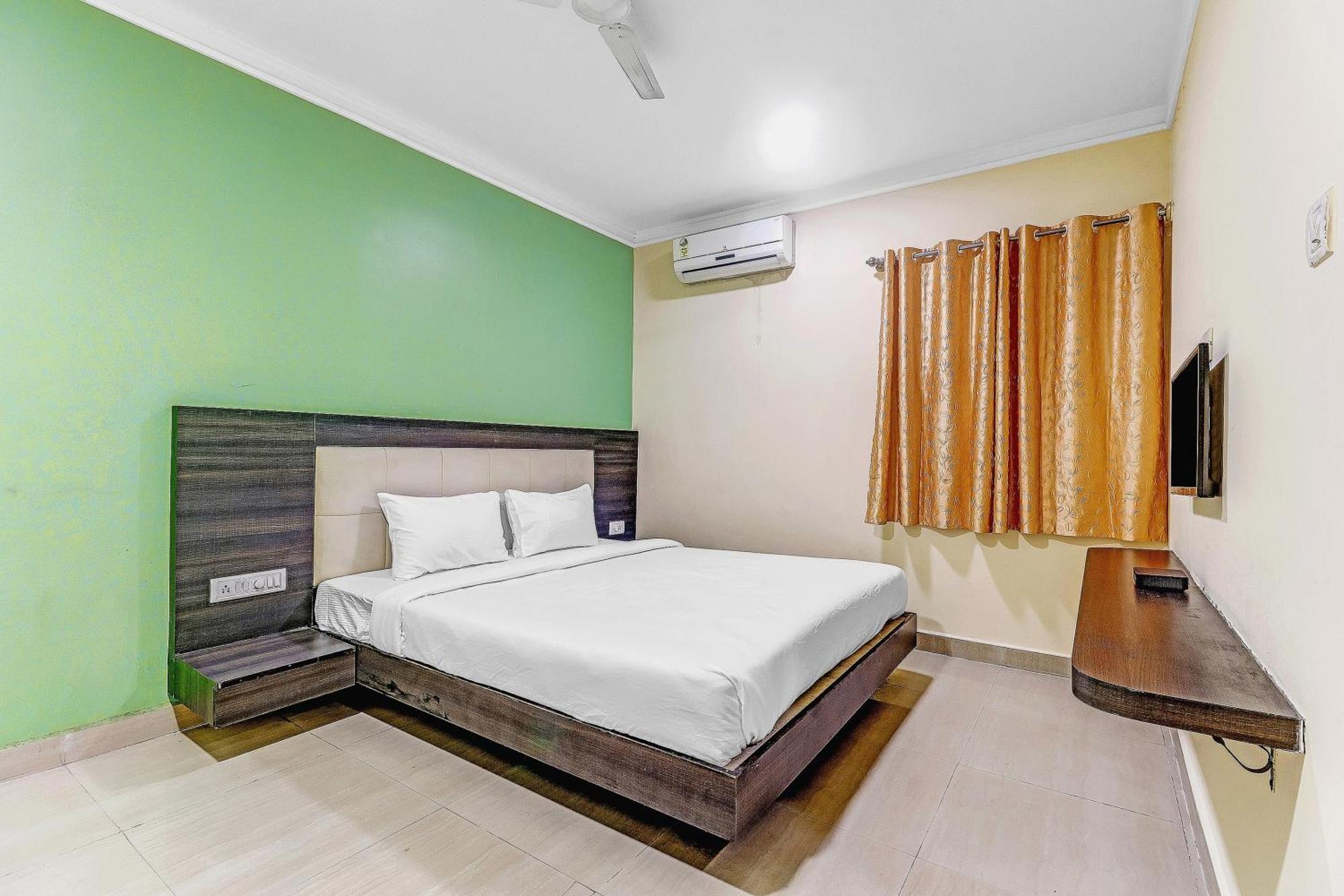 Collection O Vijaya Lakshmi Residency Near Ragigudda Sri Prasanna Anjaneyaswamy Temple Hotell Bangalore Exteriör bild